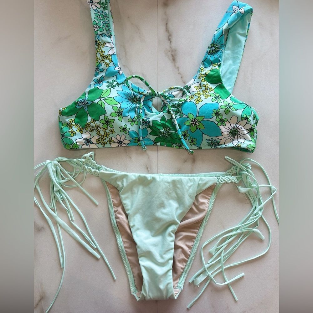 NWT HURLEY WILD BLOOM MIST FLORAL TIE TOP PILYQ MILA TIE GREEN BOTTOM BIKINI SET